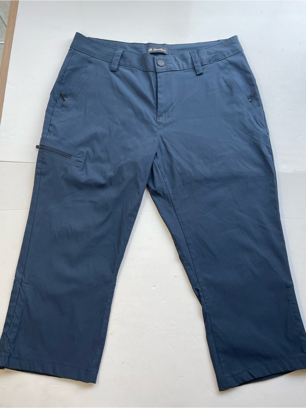 WindRiver Slate Blue Hiking Capris Size 12 Stretch Lightweight Trail Crop Pants